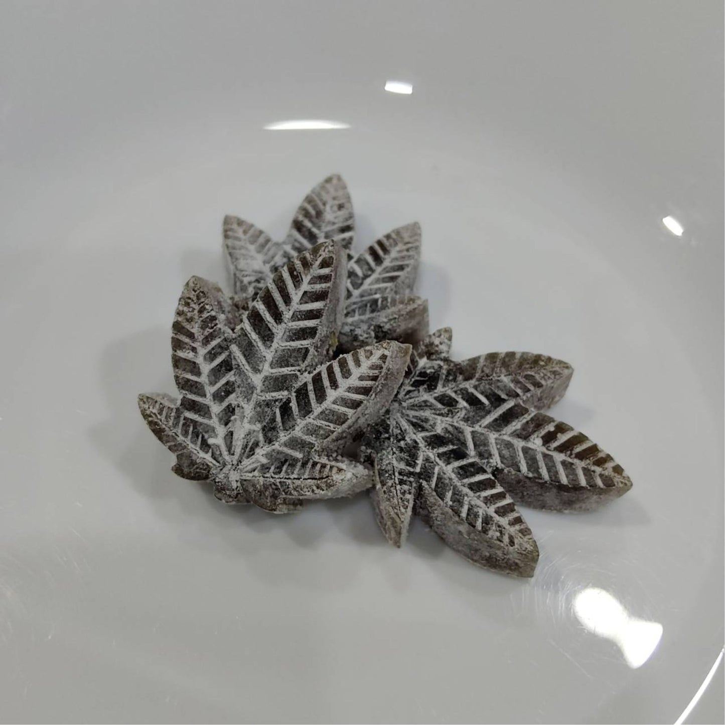 JELLY BUDRENA M HOMEMADE - LEAF GUMMY