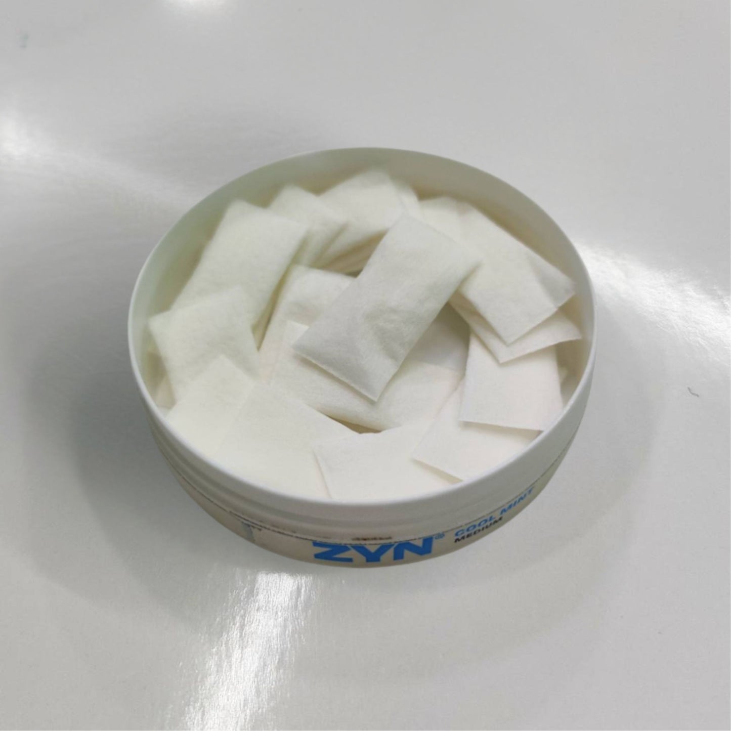 ZYN POUCH MINI STRONG