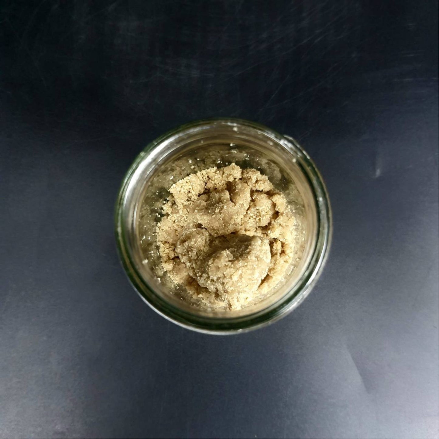 CONCENTRATE EXTRACTLAND WPFF (WHOLE PLANT FRESH FROZEN 73U CRUMBLE) - WEDDING CAKE